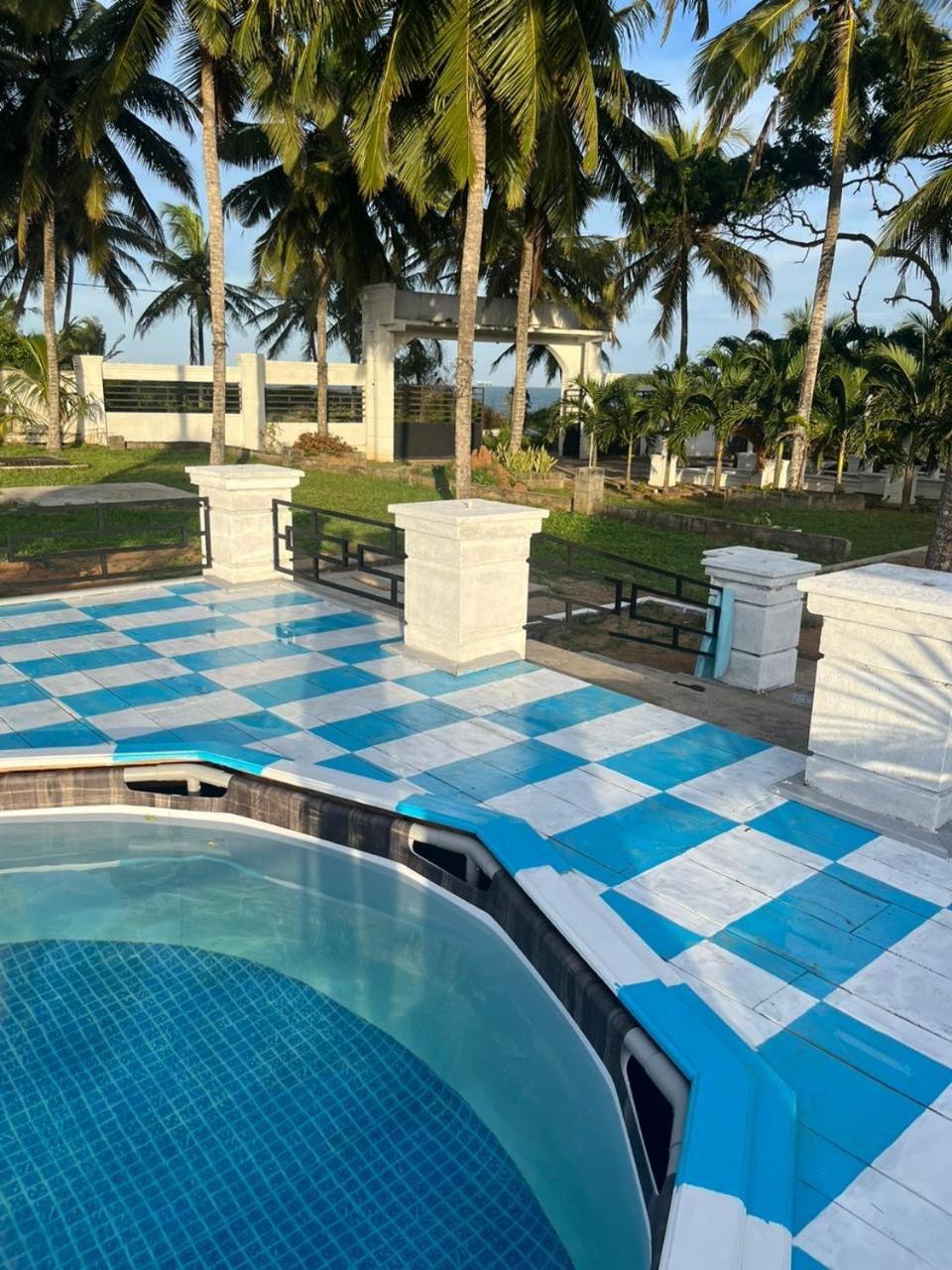 Ceylonta Beach Resort And Spa Hambantota Exterior foto